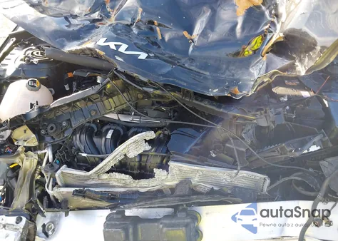 2025 Kia K5 Gt-Line из США, поврежденный, VIN KNAG64J73S5323672